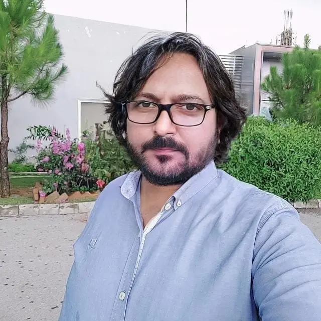 Portrait of the CEO of Digital NexPro, a leading digital marketing agency in Pakistan